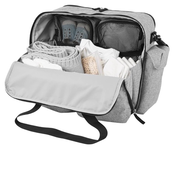 HP 10/26 🌟 Gently used (only 3 times) Skip hop Diaper Bag: Iconic Duo Weekender - Picture 4 of 12